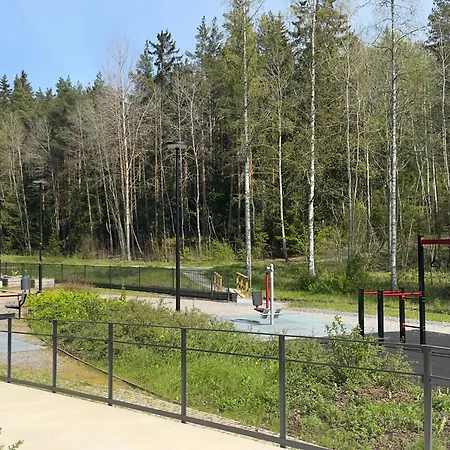 Brand New Surrounded By Forest 公寓